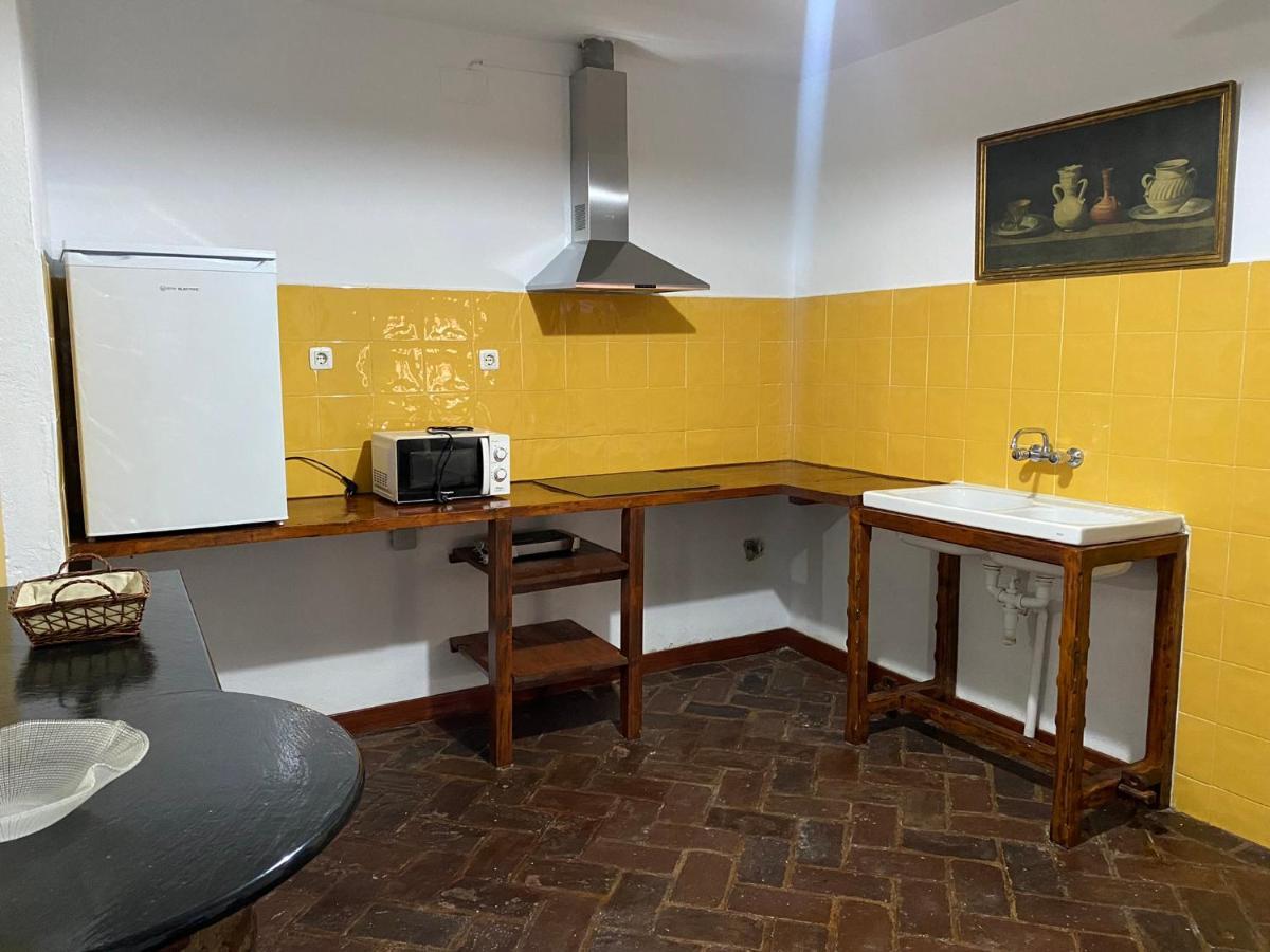 Casas Rurales Monasterio De Rocamador Almendral Экстерьер фото