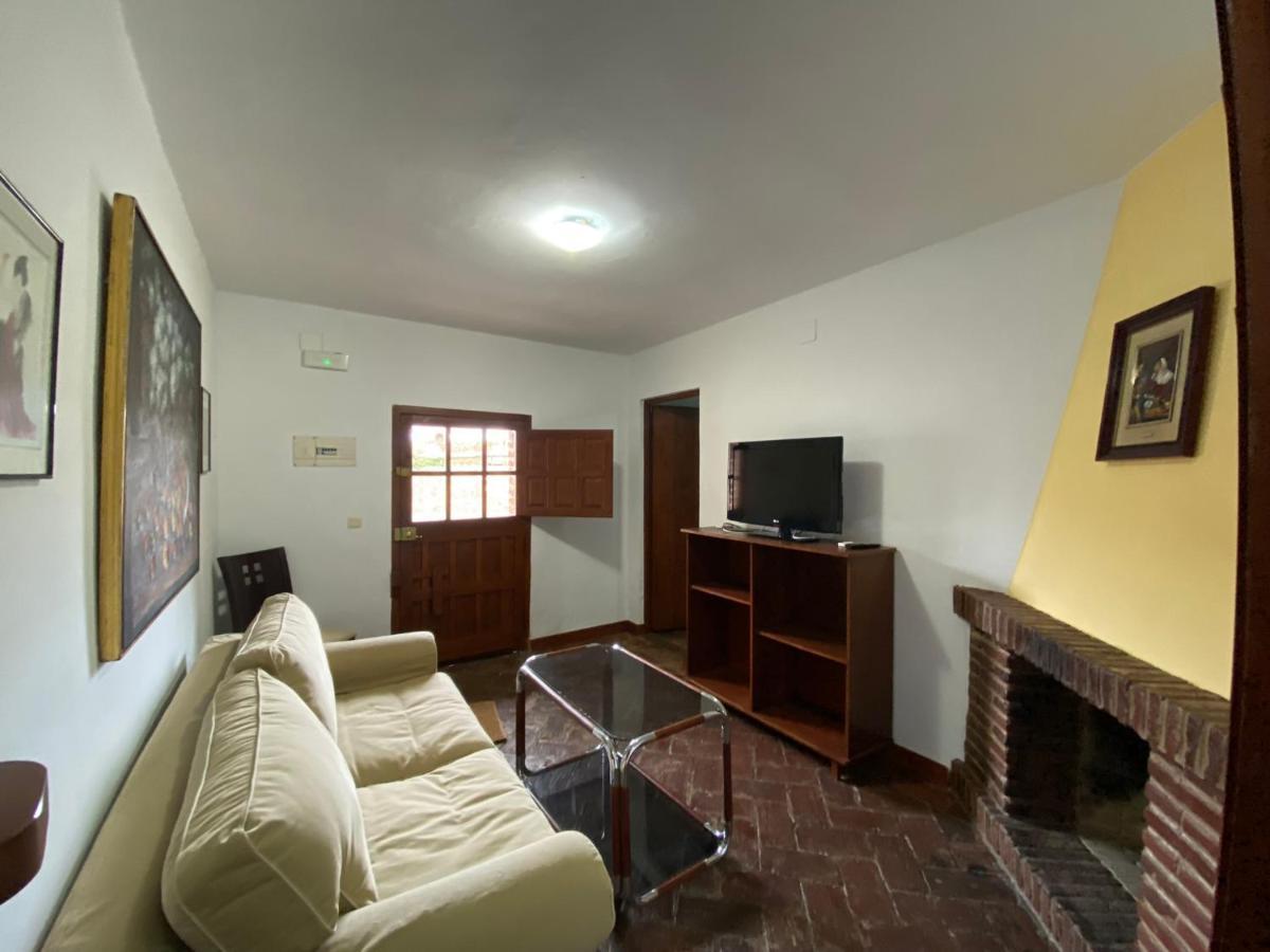 Casas Rurales Monasterio De Rocamador Almendral Экстерьер фото